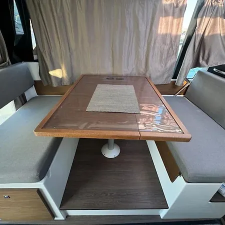 Bella Storia Ii Botel *